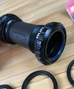 SRAM DUB BSA 68/73mm Innenlager -Federung Verkäufe 2022 5298379 large