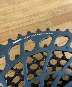 SRAM XO1 Eagle 12-fach Kassette 10-52T XG-1295 Black 8 SRAM XO1 Eagle 12-fach Kassette 10-52T XG-1295 Black -Federung Verkäufe 2022 5523526 large