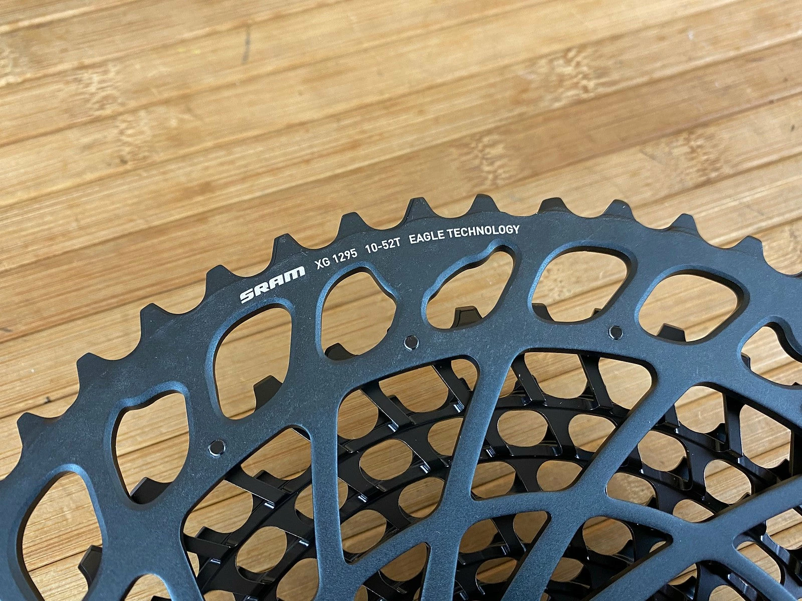 SRAM XO1 Eagle 12-fach Kassette 10-52T XG-1295 Black 3 SRAM XO1 Eagle 12-fach Kassette 10-52T XG-1295 Black – Bild 3