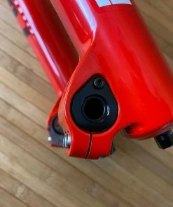 Marzocchi BOMBER DJ Rot 100mm / 26" Dirt Federgabel -Federung Verkäufe 2022 5563308 large