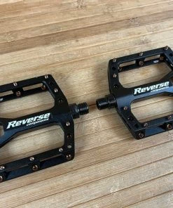 Reverse Components Black One Plattformpedale / Pedale Schwarz/copper -Federung Verkäufe 2022 IMG 0009 05241c55 3321 4698 8257 85e8e0650030
