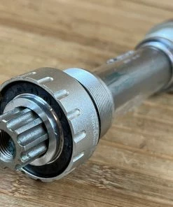 Truvativ Howitzer Team 100mm Innenlager 66mm Kettenlinie -Federung Verkäufe 2022 IMG 0072 916d1e87 fd33 4f2a 902d 1190b1de4436