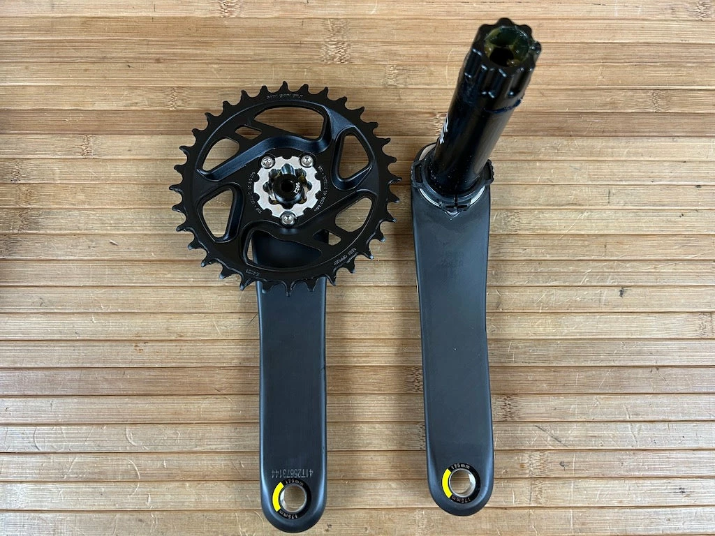 SRAM Truvativ Descendant Carbon Eagle DUB Kurbel 175mm 32T 5 SRAM Truvativ Descendant Carbon Eagle DUB Kurbel 175mm 32T – Bild 5