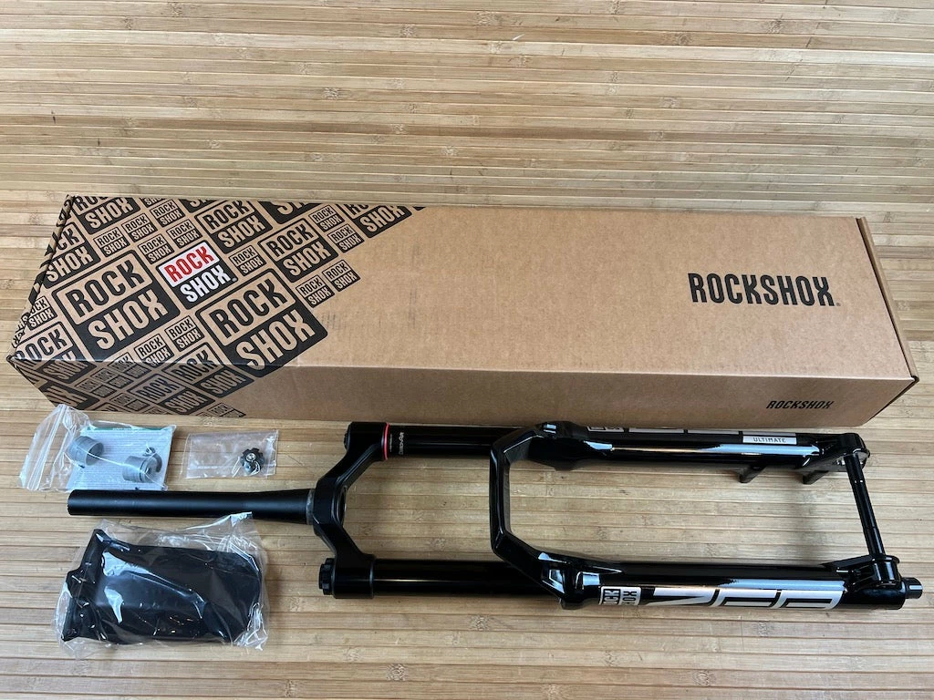 Rock-shox RockShox Zeb Ultimate Federgabel Schwarz 190mm / 27,5" 1 Rock-shox RockShox Zeb Ultimate Federgabel Schwarz 190mm / 27,5"