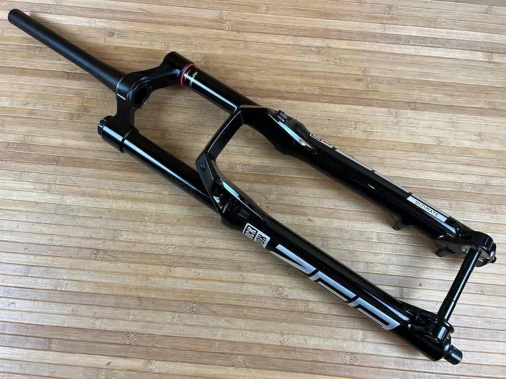 Rock-shox RockShox Zeb Ultimate Federgabel Schwarz 190mm / 27,5" 2 Rock-shox RockShox Zeb Ultimate Federgabel Schwarz 190mm / 27,5" – Bild 2