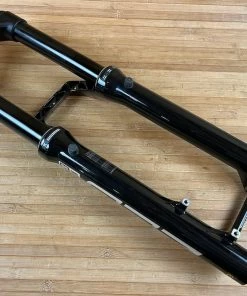 Rock-shox RockShox Zeb Ultimate Federgabel Schwarz 190mm / 27,5" 23 Rock-shox RockShox Zeb Ultimate Federgabel Schwarz 190mm / 27,5" -Federung Verkäufe 2022 IMG 0263