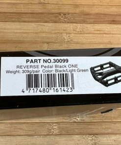 Reverse Components Black One Plattformpedale / Pedale Schwarz/hellgrün 13 Reverse Components Black One Plattformpedale / Pedale Schwarz/hellgrün -Federung Verkäufe 2022 IMG 0281