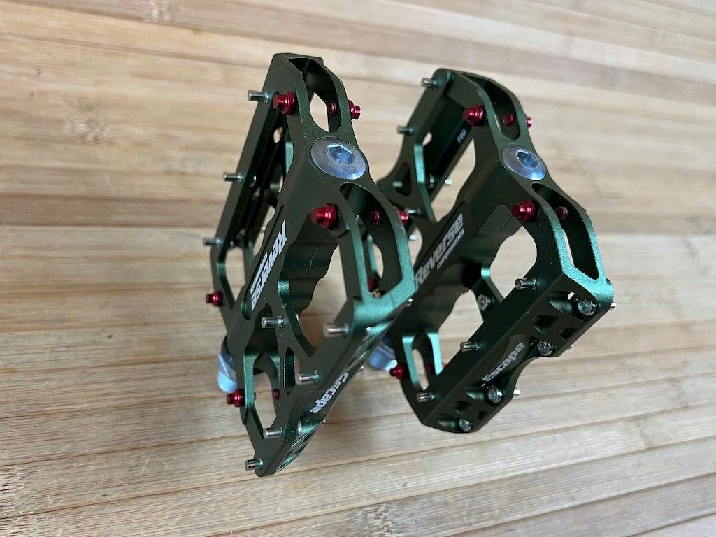 Reverse Components Escape Plattformpedale / Pedale Olive 6 Reverse Components Escape Plattformpedale / Pedale Olive – Bild 6