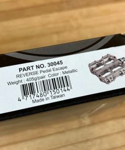 Reverse Components Escape Plattformpedale / Pedale Metallic 15 Reverse Components Escape Plattformpedale / Pedale Metallic -Federung Verkäufe 2022 IMG 0343