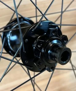 Race Face Aeffect R 30 Hinterrad HR 29" Boost Schwarz XD -Federung Verkäufe 2022 IMG 0514 1095fc83 ac80 450f ac6b ab8a24ab0d32