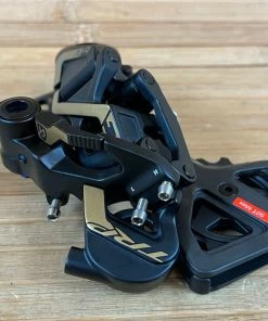 TRP TR12 Schaltwerk & Schalthebel Set 12-fach Gold -Federung Verkäufe 2022 IMG 0543