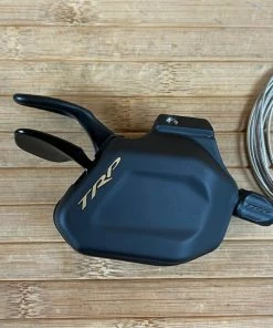 TRP TR12 Schaltwerk & Schalthebel Set 12-fach Gold -Federung Verkäufe 2022 IMG 0547