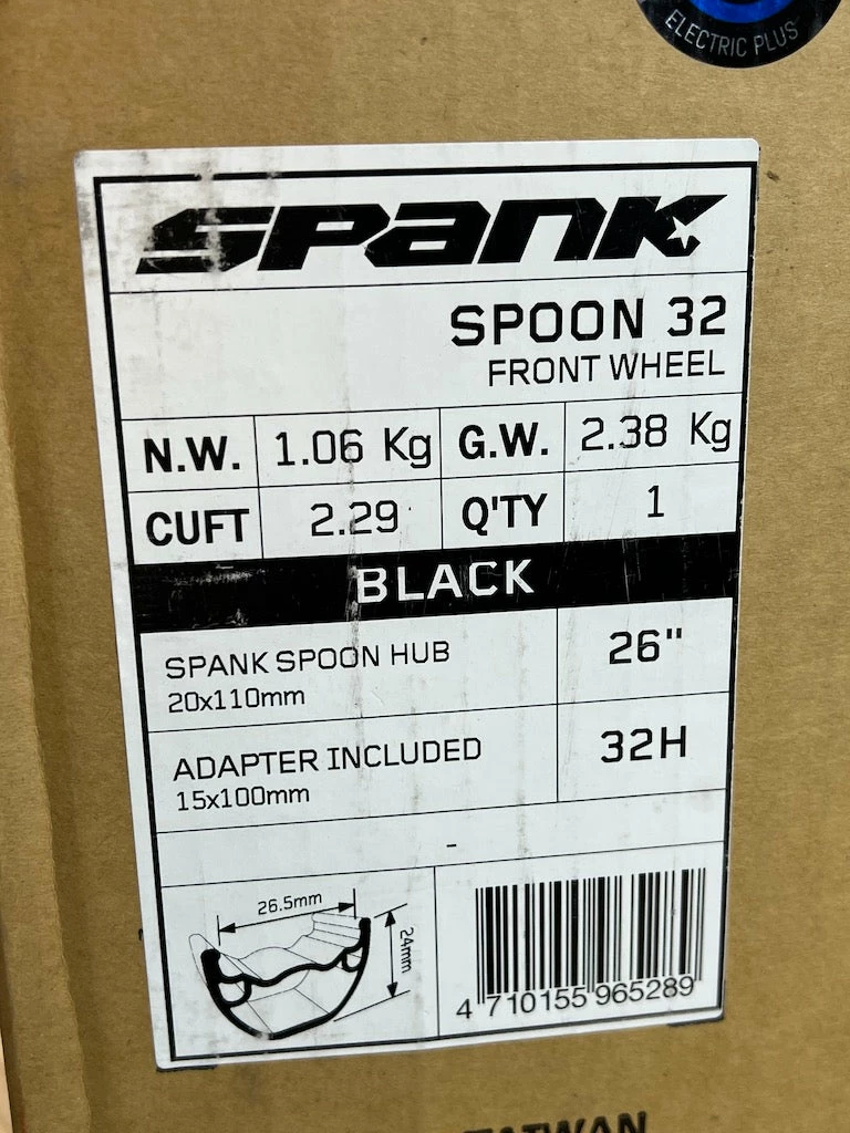 Spank Spoon 32 26" Vorderrad Schwarz 110x20 Und 100x15 9 Spank Spoon 32 26" Vorderrad Schwarz 110x20 Und 100x15 – Bild 9