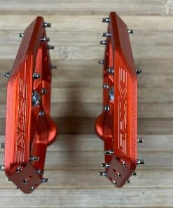 Spank Spike Reboot Pedale / Plattformpedale Orange 10 Spank Spike Reboot Pedale / Plattformpedale Orange -Federung Verkäufe 2022 IMG 0738