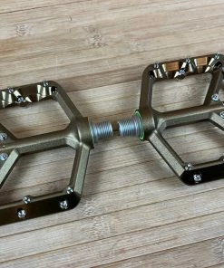 Spank Oozy Trail Reboot Pedale / Plattformpedale Bronze -Federung Verkäufe 2022 IMG 0779 3c6b2ac5 29f1 4b77 90be fc5879c01dc1