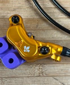 Formula CURA 4 Scheibenbremse Gold VR Oder HR -Federung Verkäufe 2022 IMG 1027 874c9419 7ba9 40f0 9b7f c86966f45257