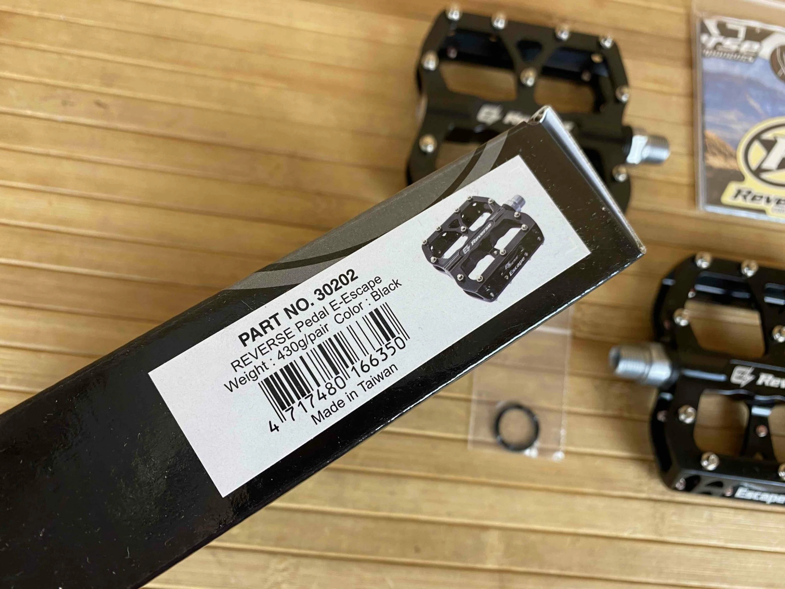 Reverse Components E-Escape Plattformpedale / Pedale Schwarz 2 Reverse Components E-Escape Plattformpedale / Pedale Schwarz – Bild 2