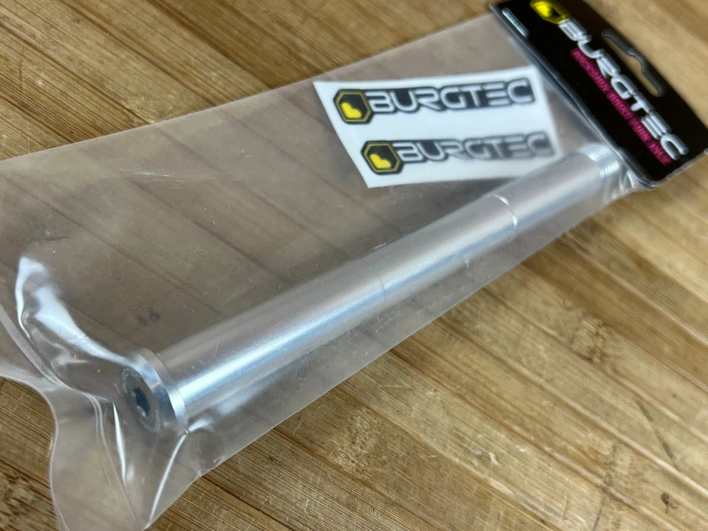 Burgtec Rock Shox Boost Achse / Axle Rhodium Silver 2 Burgtec Rock Shox Boost Achse / Axle Rhodium Silver – Bild 2