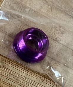 Burgtec Shimano Crank Bolt / Schraube Purple -Federung Verkäufe 2022 IMG 1360 4d6cbf68 fdfc 4685 9ba3 e31db7489da8