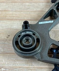 Fraezen Kaefig SRAM AXS / Mechanisch Bronze 14 Fraezen Kaefig SRAM AXS / Mechanisch Bronze -Federung Verkäufe 2022 IMG 1792 cc509029 0d75 4ba0 a5e5 fe372f70d84e