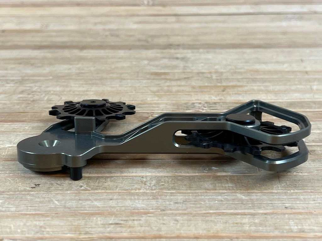 Fraezen Kaefig SRAM AXS / Mechanisch Bronze 8 Fraezen Kaefig SRAM AXS / Mechanisch Bronze – Bild 8