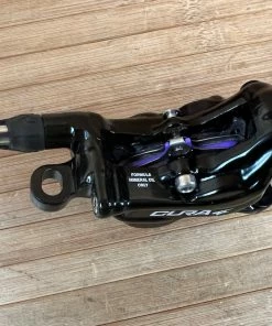 Formula CURA 4 Scheibenbremse Glossy Black VR Oder HR -Federung Verkäufe 2022 IMG 1835