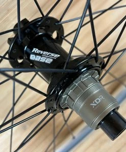 Reverse Black One Hinterrad HR 27,5" Boost 148 X 12mm Chrom XD 10 Reverse Black One Hinterrad HR 27,5" Boost 148 X 12mm Chrom XD -Federung Verkäufe 2022 IMG 2009