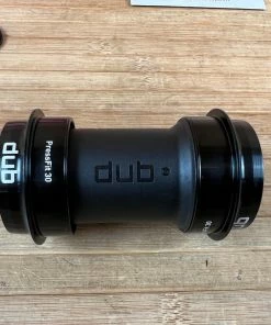 SRAM DUB Pressfit 30 68/73mm Road Innenlager 10 SRAM DUB Pressfit 30 68/73mm Road Innenlager -Federung Verkäufe 2022 IMG 2195