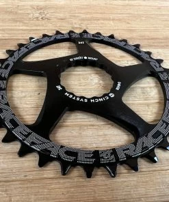 Race Face Kettenblatt Cinch 34T 10-12S Black -Federung Verkäufe 2022 IMG 2277 55591075 b838 45ea bc98 c299ffe5b05d