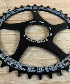 Race Face Kettenblatt Cinch 36T 10-12S Black -Federung Verkäufe 2022 IMG 2283 27a36a0b d920 4e0f 90ac dcecc8efeb3c