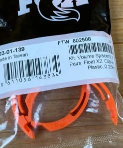 FOX Volume Spacer / Token Float X2 3 Paar -Federung Verkäufe 2022 IMG 2654 scaled