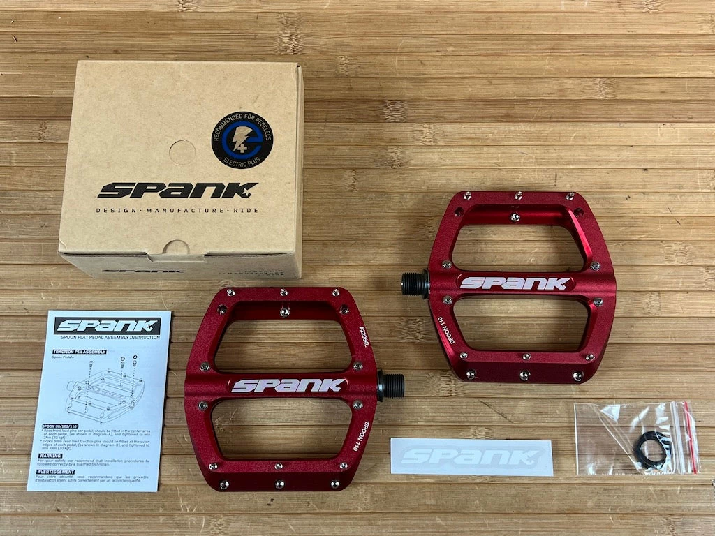 Spank Spoon 110 Pedale / Plattformpedale Rot 1 Spank Spoon 110 Pedale / Plattformpedale Rot