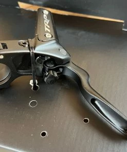 TRP DH-R EVO BLACK HD-M846 Bremse HR Hebel Rechts -Federung Verkäufe 2022 IMG 4013 65442e7f 4576 42fb 8f7b 25bc407d994e