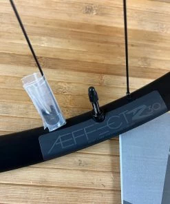 Race Face Aeffect R 30 Vorderrad VR 29" Boost Schwarz 14 Race Face Aeffect R 30 Vorderrad VR 29" Boost Schwarz -Federung Verkäufe 2022 IMG 4347