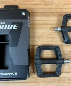 Race Face Ride Plattformpedale / Pedale Black