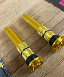 Muc-Off Stealth Tubeless Puncture Plug Set Gold -Federung Verkäufe 2022 IMG 5451 20749a0b 19ee 491c 93cf 0d1f8983a8cb
