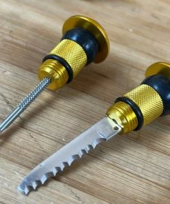 Muc-Off Stealth Tubeless Puncture Plug Set Gold -Federung Verkäufe 2022 IMG 5455 f5cc156d 57a9 47f7 934b 478b914eff1d