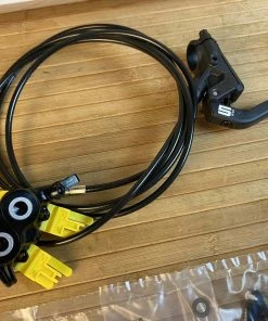 Magura MT5 Bremsenset / Scheibenbremsen VR/HR Set -Federung Verkäufe 2022 IMG 5677 scaled