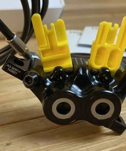 Magura MT5 Bremsenset / Scheibenbremsen VR/HR Set -Federung Verkäufe 2022 IMG 5683 scaled