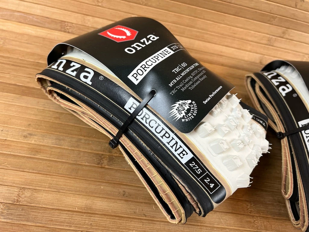 Onza Tires Porcupine 27,5x2,4" TRC Kevlar/fold 60tpi White PAAR 2 Onza Tires Porcupine 27,5x2,4" TRC Kevlar/fold 60tpi White PAAR – Bild 2
