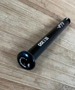 FOX Kabolt Achse Boost 100x15mm Black Axle -Federung Verkäufe 2022 IMG 5838