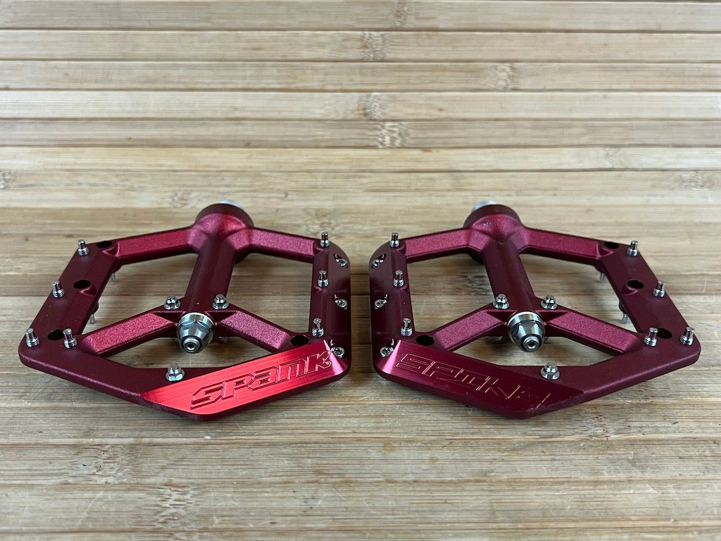 Spank Spike Reboot Pedale / Plattformpedale Red 3 Spank Spike Reboot Pedale / Plattformpedale Red – Bild 3