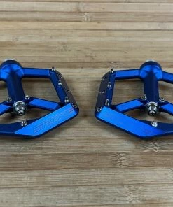 Spank Spike Reboot Pedale / Plattformpedale Blue -Federung Verkäufe 2022 IMG 5971 6625bc10 b296 461b a600 46f641e36796