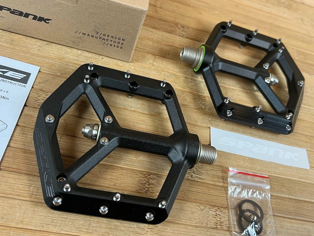 Spank Spike Reboot Pedale / Plattformpedale Black 2 Spank Spike Reboot Pedale / Plattformpedale Black – Bild 2