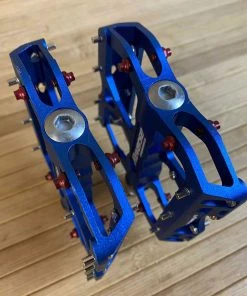 Reverse Components Escape Plattformpedale / Pedale Dunkelblau 7 Reverse Components Escape Plattformpedale / Pedale Dunkelblau -Federung Verkäufe 2022 IMG 6118 scaled