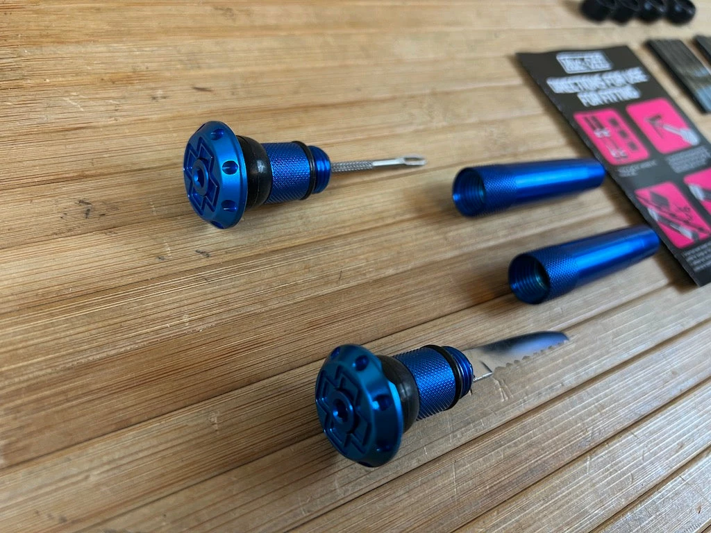 Muc-Off Stealth Tubeless Puncture Plug Set Blue 5 Muc-Off Stealth Tubeless Puncture Plug Set Blue – Bild 5