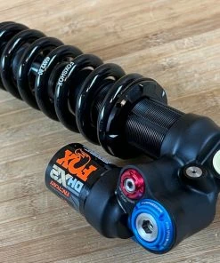 Fox DHX2 Factory 2-POS 230mm Dämpfer 2022 Hub Nach Wahl -Federung Verkäufe 2022 IMG 6539 269a7c2b 73ba 4507 89de abf53ac2f586