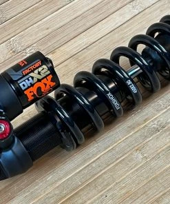 Fox DHX2 Factory 2-POS 230mm Dämpfer 2022 Hub Nach Wahl -Federung Verkäufe 2022 IMG 6545 51b78110 715f 446c a086 d94d2974a363