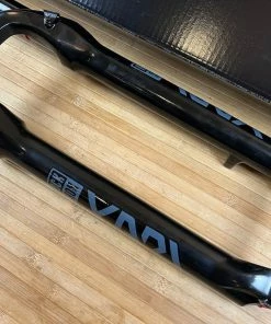 RockShox Yari RC Modelljahr 2021 29" / 170mm Federgabel -Federung Verkäufe 2022 IMG 6644 d53ec5f1 1330 4145 867c 97e0c55253f5