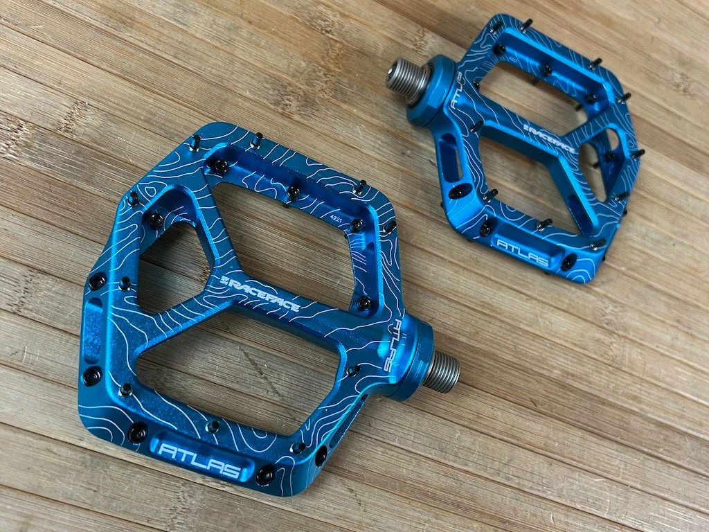 Race Face Atlas 2022 Türkis Plattformpedale / Pedale 2 Race Face Atlas 2022 Türkis Plattformpedale / Pedale – Bild 2